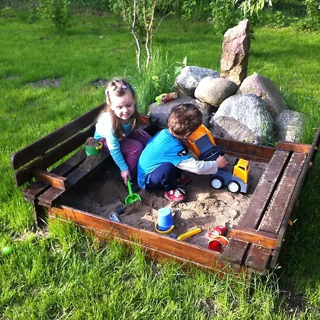 Semesterbostad Lakeside *